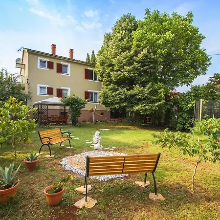 Apartment With A Parking Space Valbandon, - 11601 Fazana