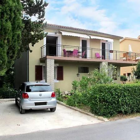For Families With Children Valbandon, - 11601 Apartman *